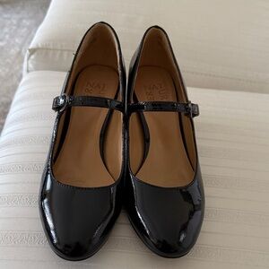 Naturalizer Black Patent Mary Jane Flats with Buckle Strap